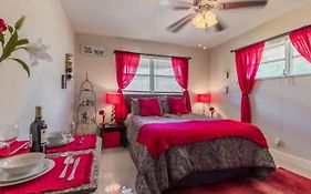 Sherry'S Place Home & Apartments